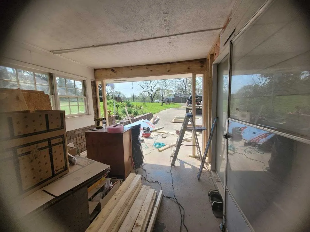 Air movers and dehumidifier for Drying & Dehumidification in Modesto